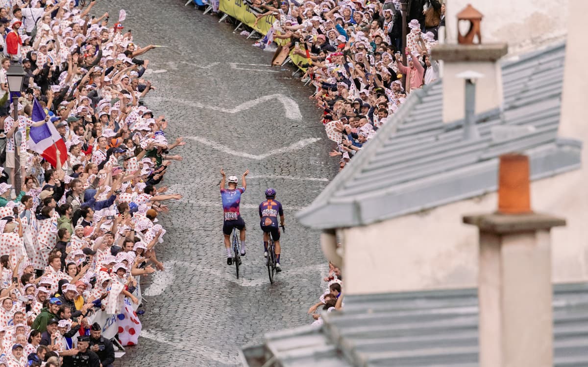 Illustration de l'événement : Gagnez 4x4 places pour assister à l'arrivée du Tour de France depuis la tribune Ville