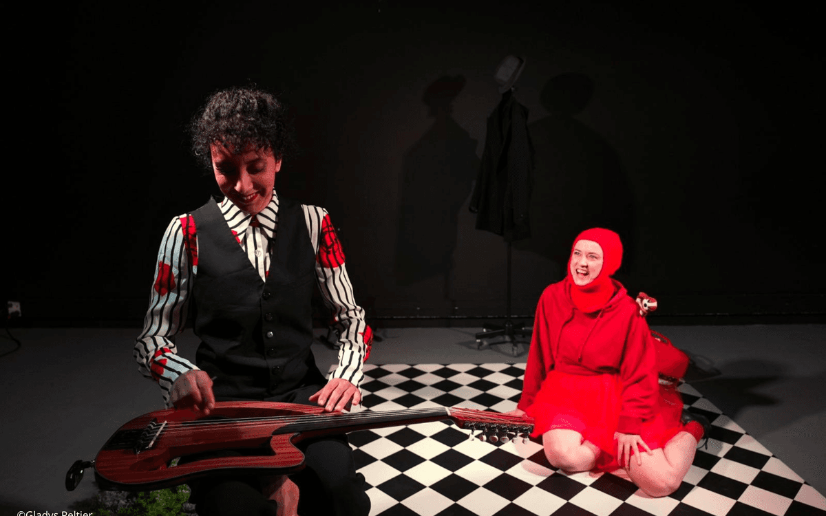 Illustration de l'événement : Spectacle Le Petit Chaperon Rouge ou la faim du silence