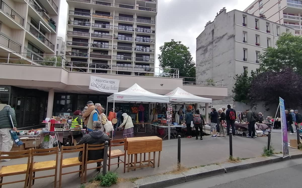 Illustration de l'événement : 25e Grand vide-greniers rues Pixérécourt et de Belleville (75020)