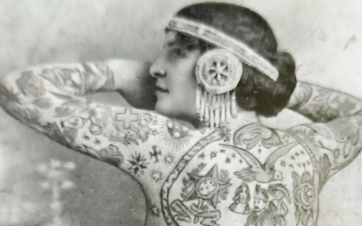 Illustration de l'événement : A l'encre bleue. Retrouver l'histoire des femmes tatouées dans les archives des prisons françaises (1881-1950)