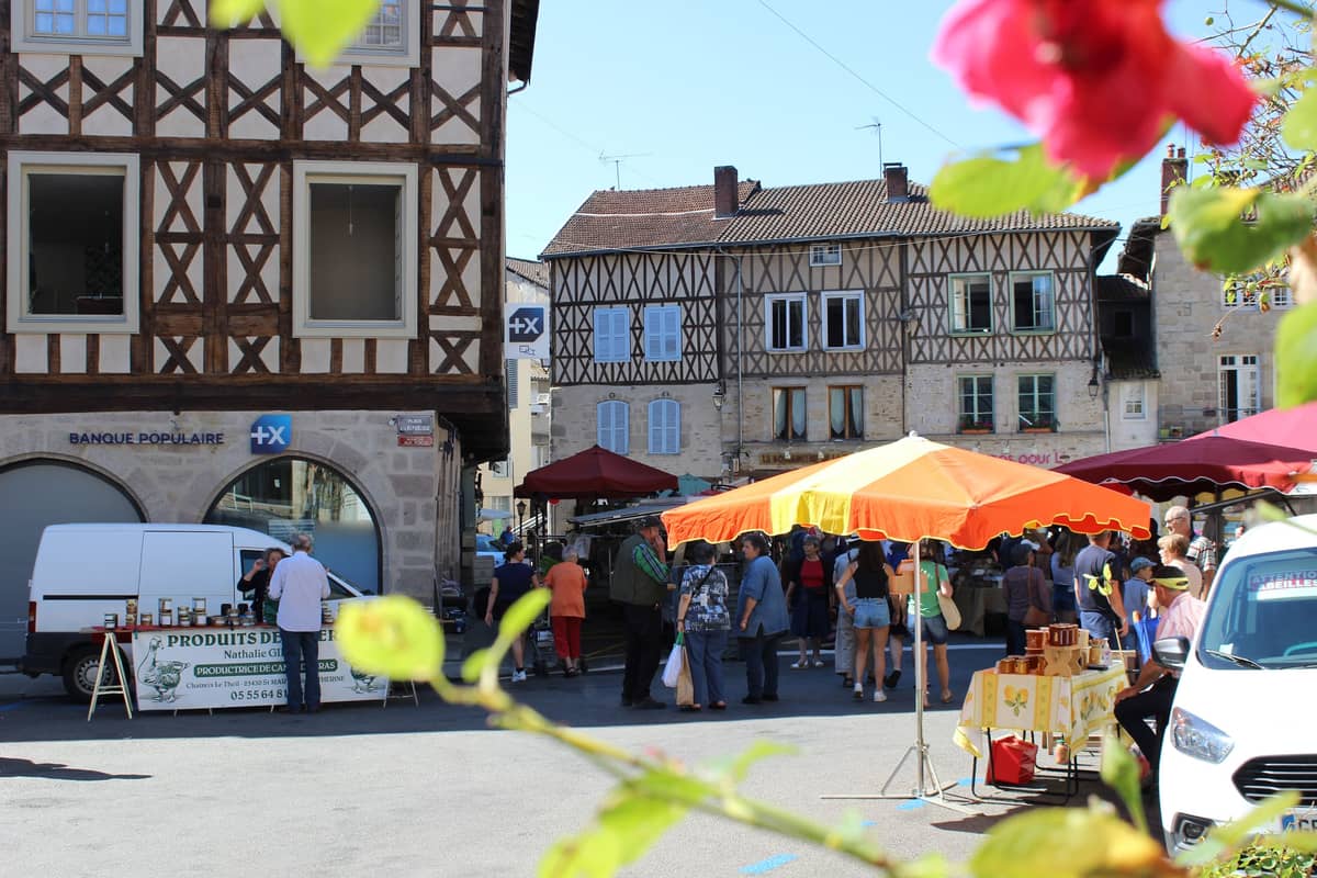 Illustration de l'événement : Marché hebdomadaire à Saint-Léonard de Noblat