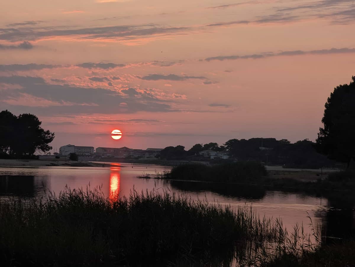 Illustration de l'événement : Balade au coucher du soleil sur la plage