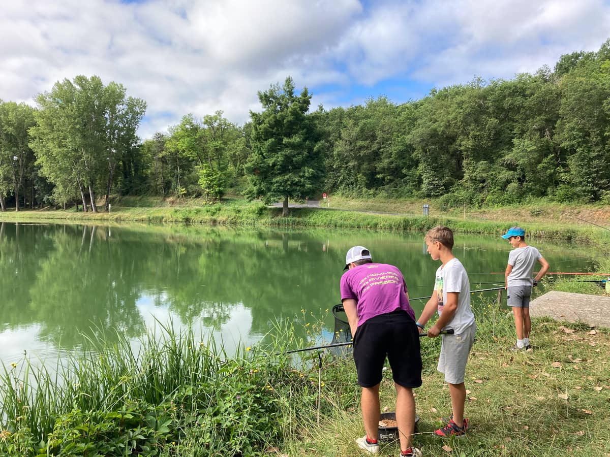 Illustration de l'événement : Junior Fishing Tour : manche de pêche au coup