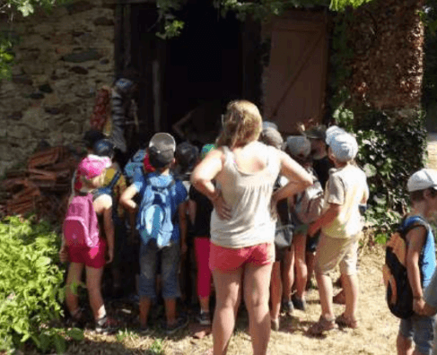 Illustration de l'événement : Séjour Créatif à la Ferme des Cerisiers "L'été magique de Narnia"
