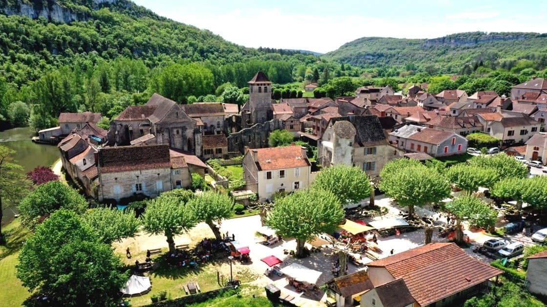 Illustration de l'événement : Exposition à Marcilhac-sur-Célé : « Marcilhac entre ciel et terre »