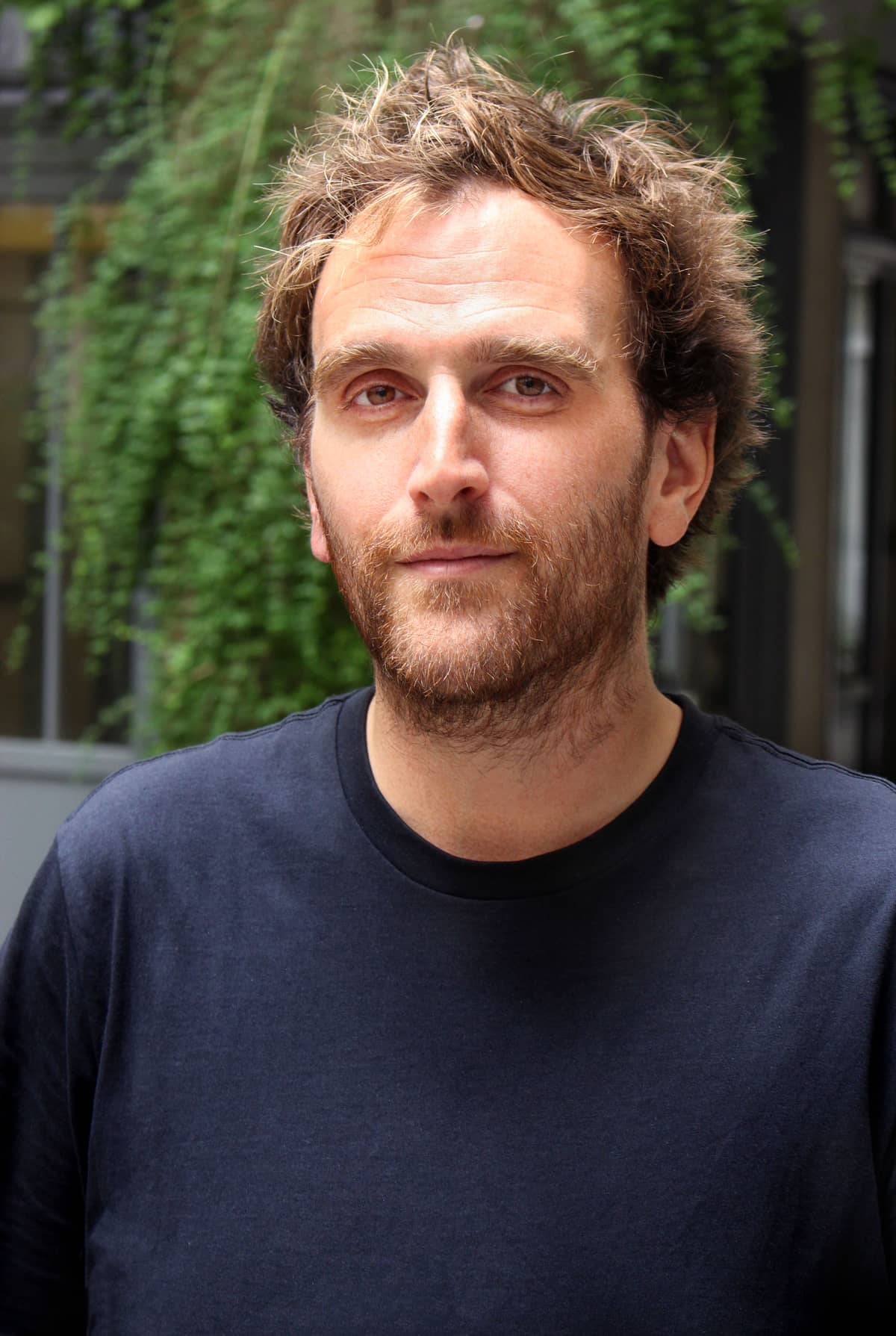 Illustration de l'événement : Festival du livre du Haut Quercy - «Un premier roman époustouflant" Rencontre avec Thibault Daelman autour de L’Entroubli, lu par Florian Choquart