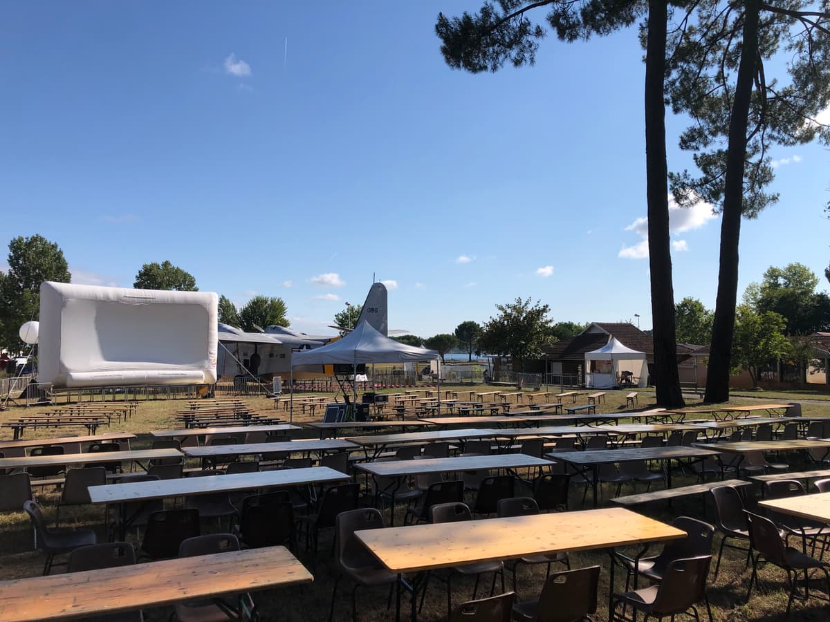 Illustration de l'événement : Séance gratuite de Cinéma en plein air au Musée de l'Hydraviation