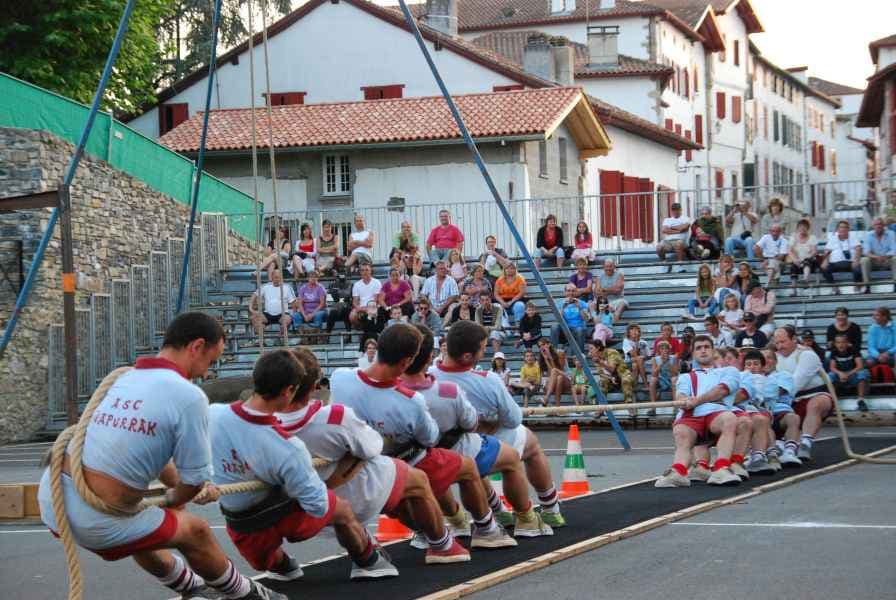 Illustration de l'événement : Spectacle de force basque avec Napurrak