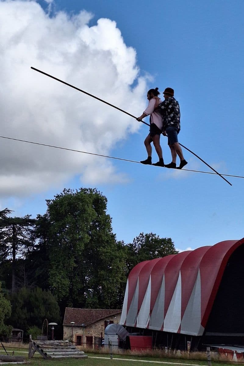 Illustration de l'événement : Festival au Village - Tombouctou, un père et son fils - Cirque Ascension Funambule