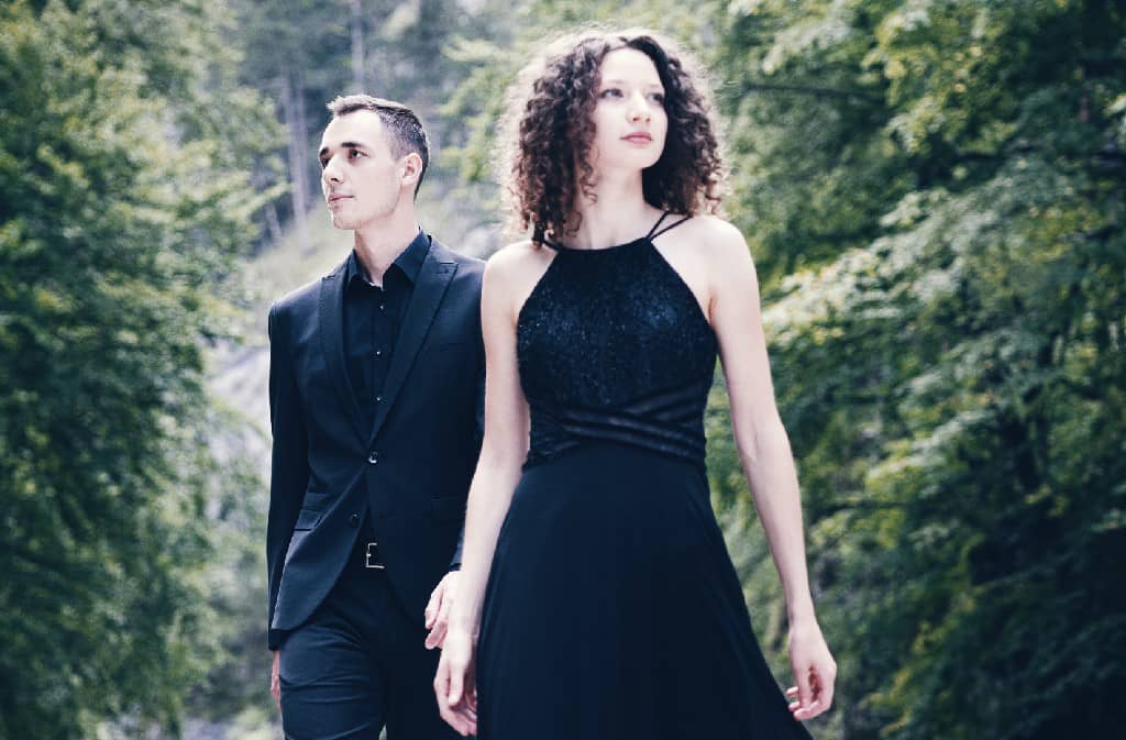 Illustration de l'événement : Arcades Musiques | Concert du duo de piano à 4 mains Kalabova - Gugg