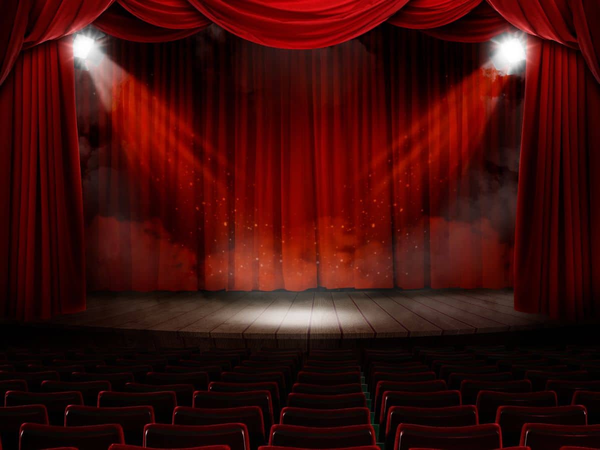 Illustration de l'événement : Spectacle cabaret avec la Revue Prestige