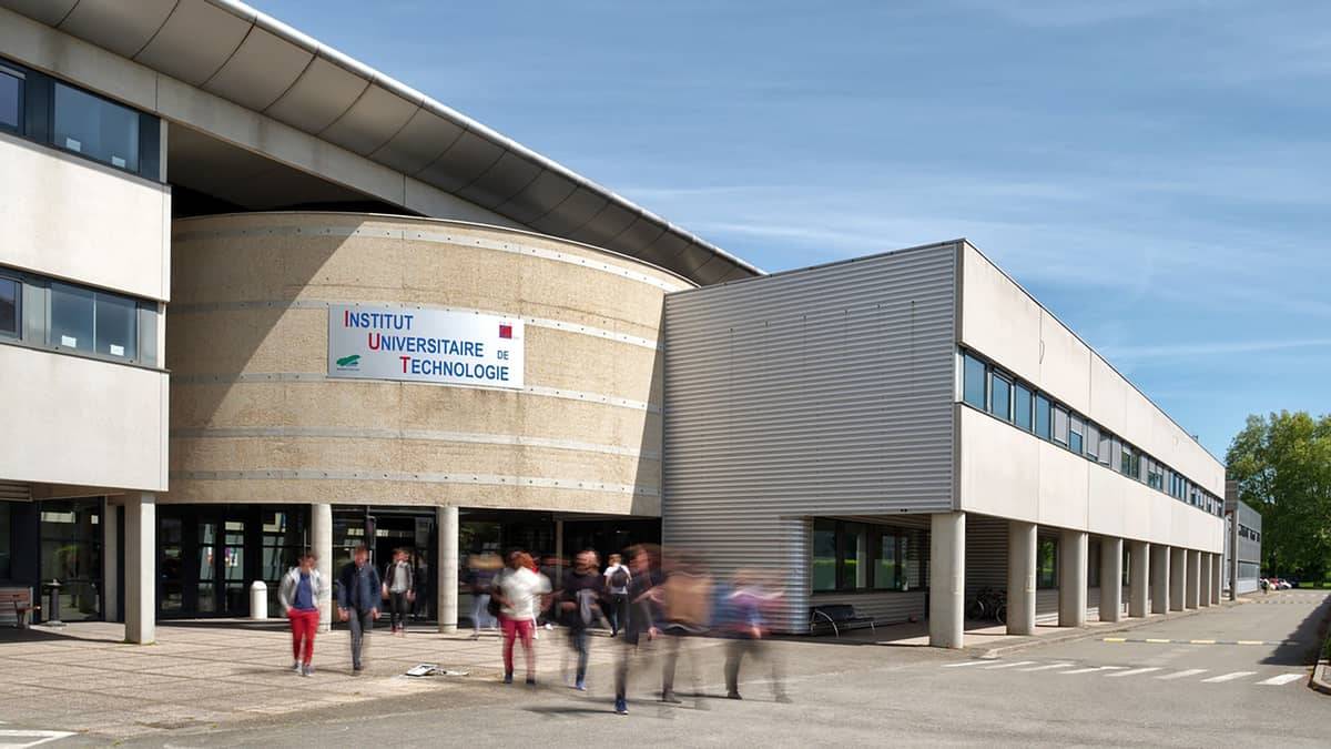 Illustration de l'événement : Village des Services - Atelier Info Jeunes Chartres