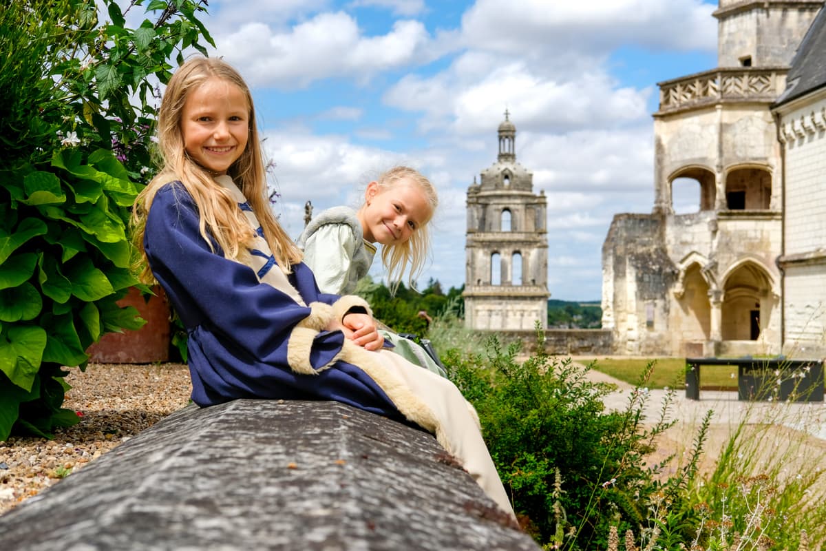 Illustration de l'événement : L'enfance d'un roi : prêt de costumes et de jeux médiévaux
