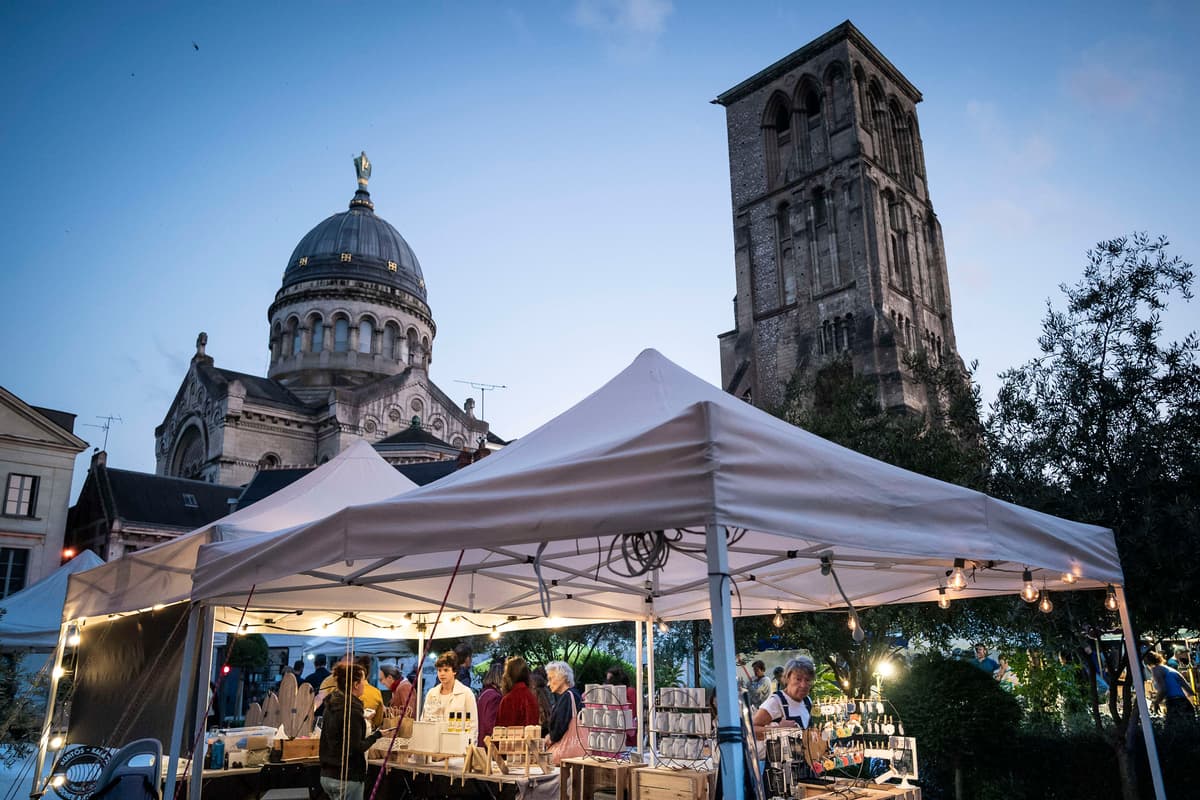 Illustration de l'événement : Les artisanales nocturnes de Tours