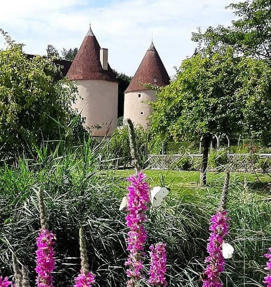 Illustration de l'événement : Croquis et peinture au Château de Corbelin