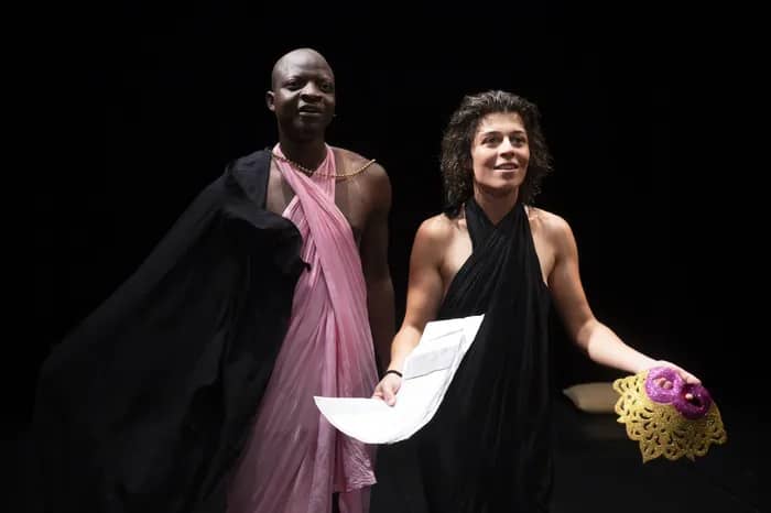 Illustration de l'événement : Théâtre avec la cie trivii dans un cadre arboricole à Menton – 12 sept