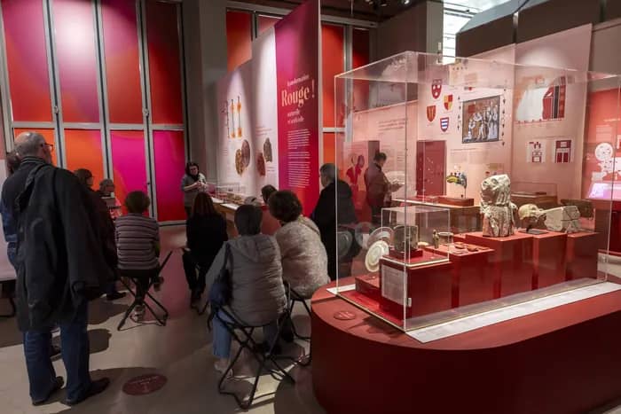 Illustration de l'événement : Visite de l'exposition "Rouge ! Archéologie d'une couleur"