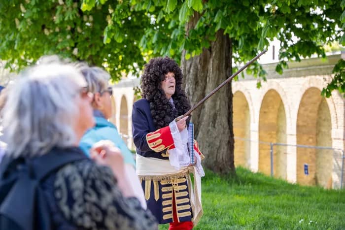 Illustration de l'événement : Visite guidée pédestre en compagnie de Monsieur Vauban