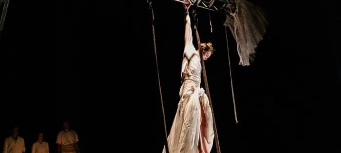 Illustration de l'événement : Secrets - Compagnie de Cirque « eia » - Du Vendredi 16 au Samedi 17 octobre