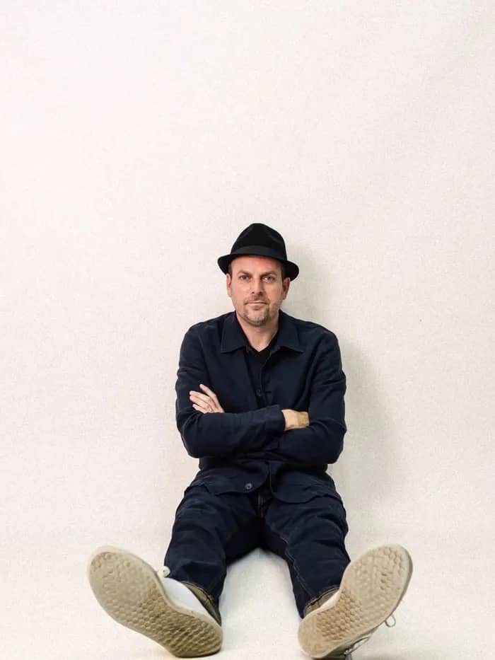 Illustration de l'événement : Chanson française avec Thomas Louise à La maison des ZAMY – 11 octobre