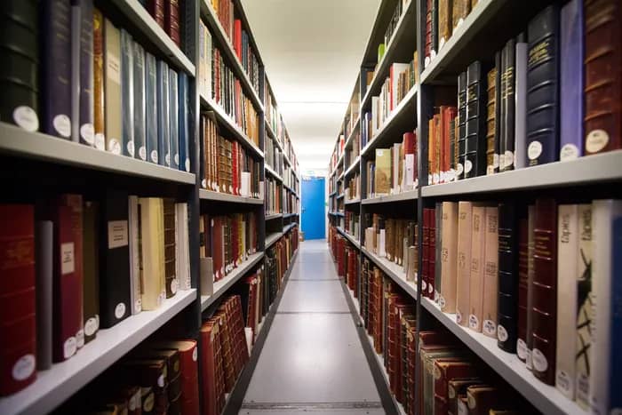 Illustration de l'événement : Découvrez les coulisses de la bibliothèque Forney !