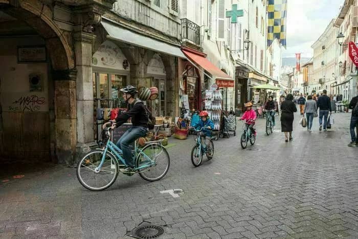 Illustration de l'événement : Découverte du centre historique de Chambéry à vélo