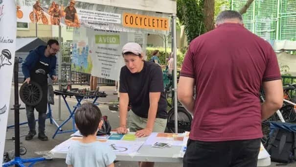 Illustration de l'événement : Atelier vélo : diagnostic et petite réparation, marquage Bicycode et sécurité routière vue du guidon