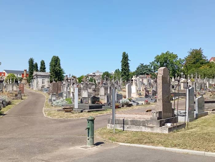 Illustration de l'événement : Visite commentée du cimetière de l'Est