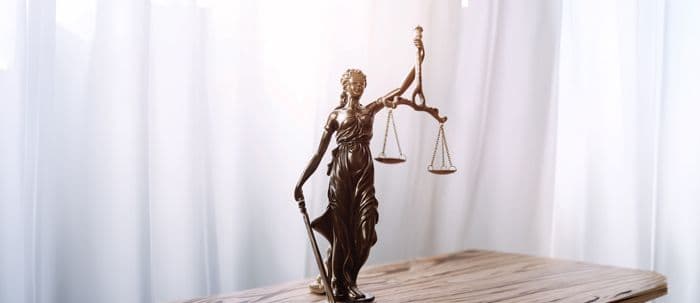 Illustration de l'événement : Débat Place publique : Justice : deux poids, deux mesures ?