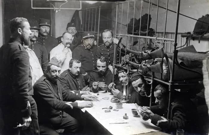 Illustration de l'événement : Atelier reconstitution d'une chambrée militaire