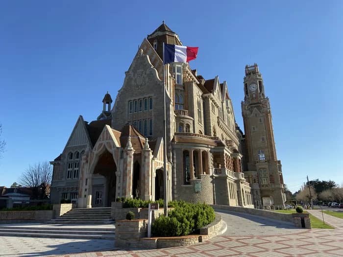Illustration de l'événement : Visite de l'Hôtel de Ville : histoire & architecture d'un bâtiment hors du commun