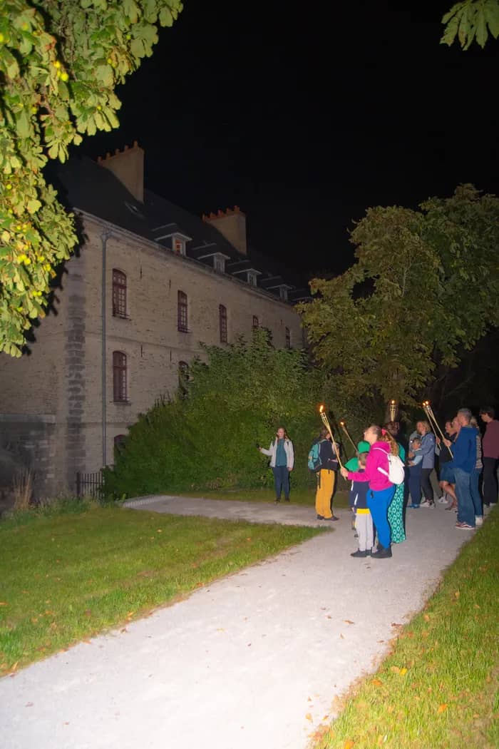 Illustration de l'événement : Balade nocturne - Chemin de Ronde