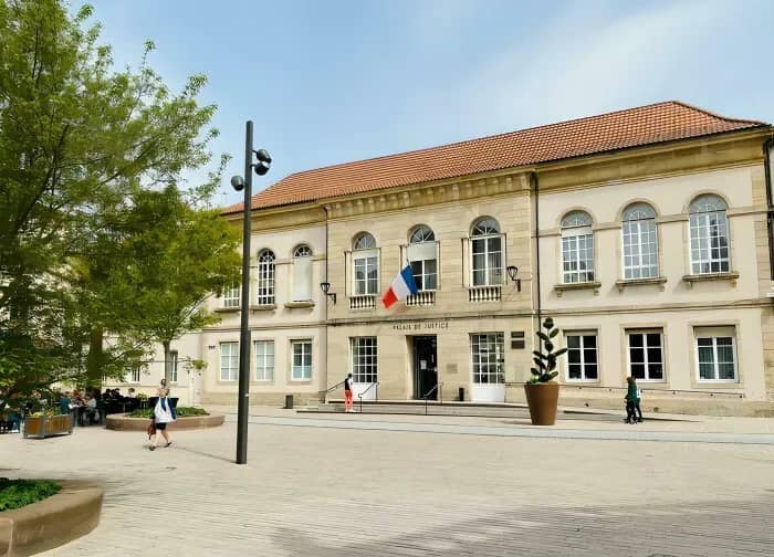 Illustration de l'événement : Quand la justice se dévoile : visite du tribunal d’Épinal
