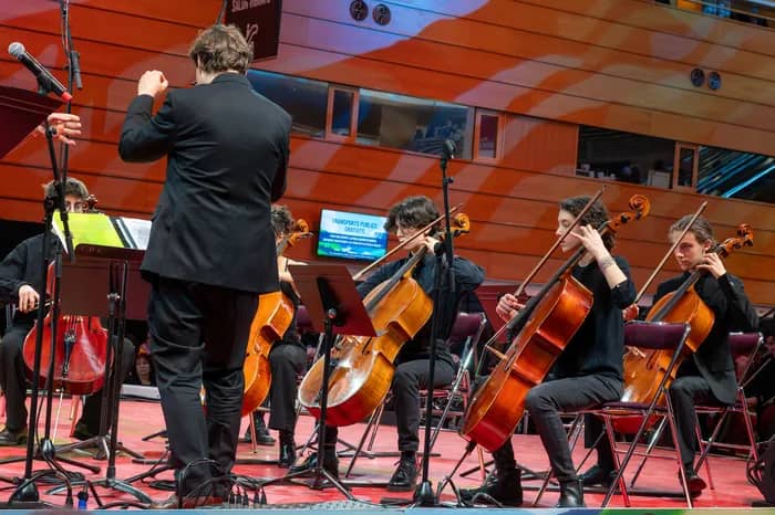 Illustration de l'événement : Concert de violoncelles au passage Pommeraye !