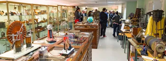 Illustration de l'événement : Visite guidée de la galerie d'instruments scientifiques