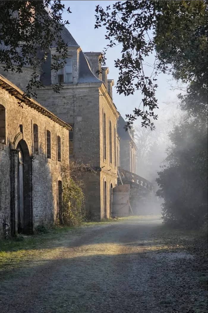 Illustration de l'événement : Visite guidée du domaine du Château du Bois de la Roche