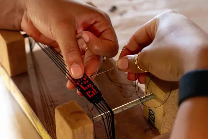 Illustration de l'événement : Atelier tissage de bijoux en perles