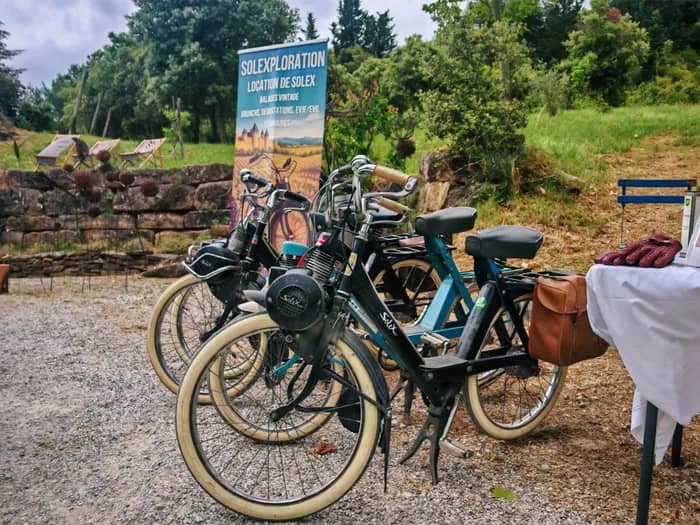 Illustration de l'événement : Une promenade vintage...en Solex