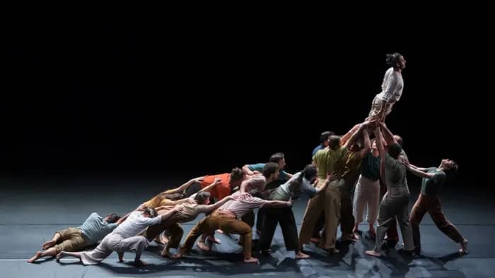 Illustration de l'événement : Atelier portés acrobatiques et voix - COLLECTIF XY