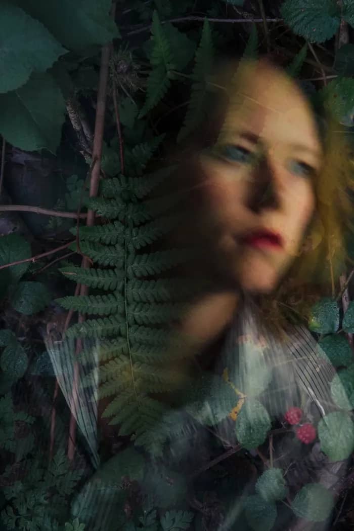 Illustration de l'événement : Concert pop avec Julie Castaing dans une grange à Joué-lès-Tours