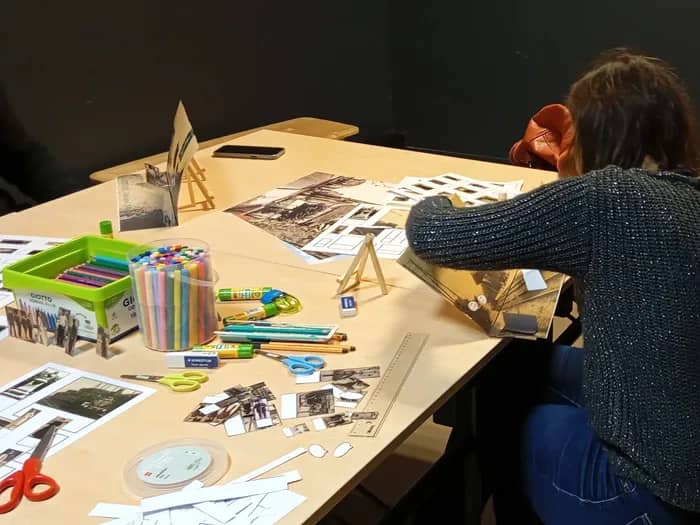Illustration de l'événement : Créez votre carte de vœux en scrapbooking