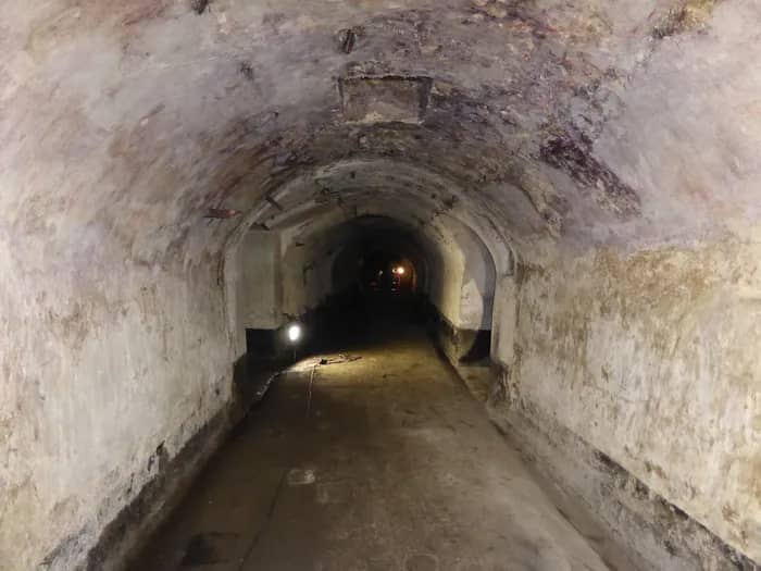 Illustration de l'événement : Un village sous terre
