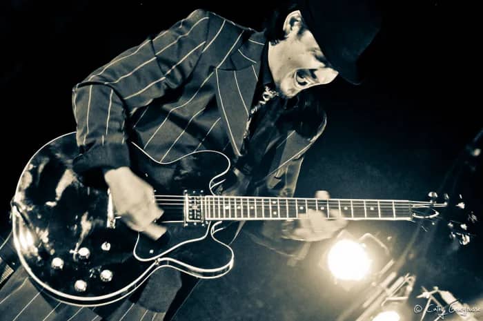 Illustration de l'événement : Mister Tchang & Easy Money en concert pour le Folk Club de Cahors avec de blues électrique