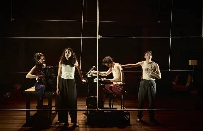 Illustration de l'événement : Spectacle « Martin Eden » au TNP