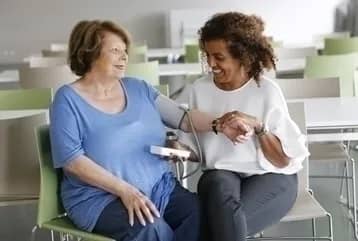 Illustration de l'événement : Seniors, prendre soin de sa santé | Permanences Info - santé