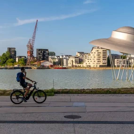 Illustration de l'événement : Visite : Le pôle naval des Bassins à flot et le Port Center