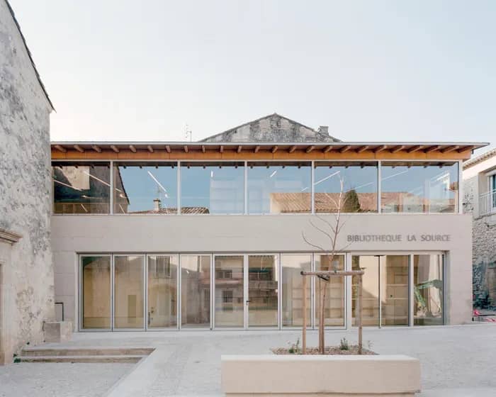 Illustration de l'événement : Visite architecturale de la bibliothèque tiers-lieu de Rochefort-du-Gard