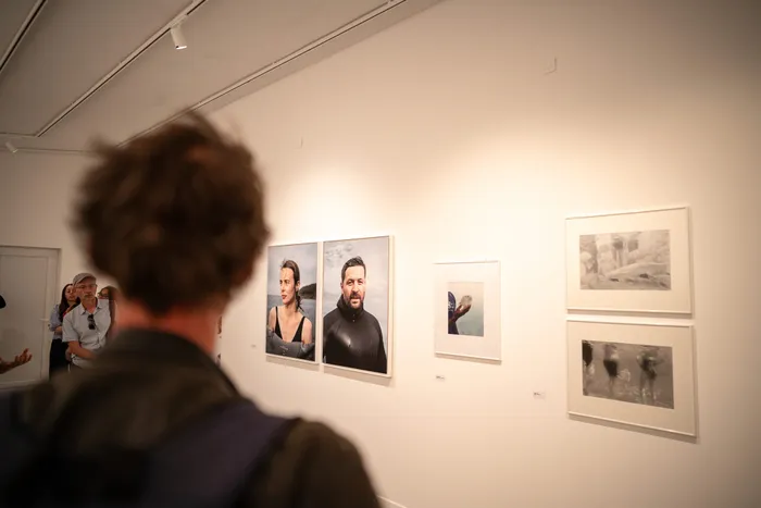 Illustration de l'événement : Visite de l’exposition « Quelque chose de bleu »