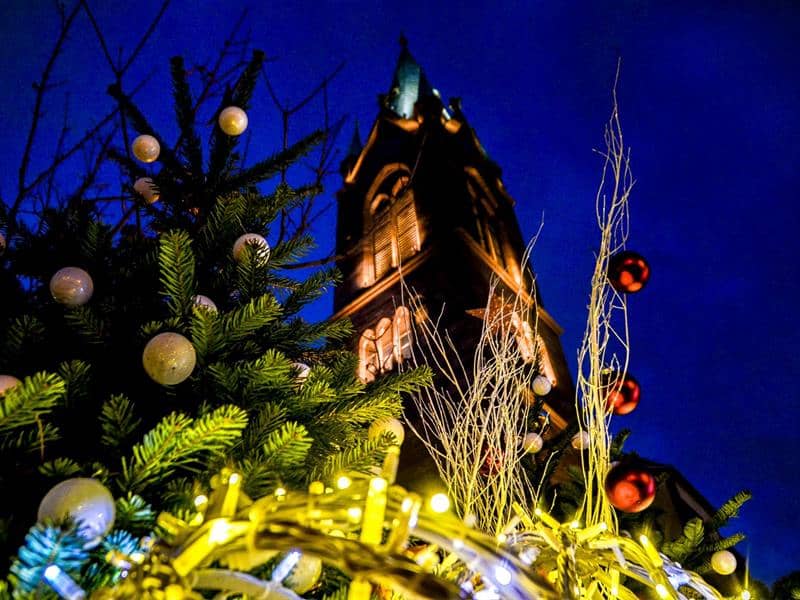 Illustration de l'événement : Spectacle son et lumière : l'horloge magique du Père Noël